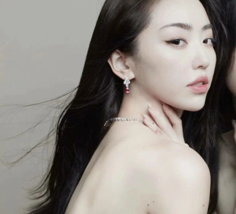天津外围170C上戏兼职外围女模特